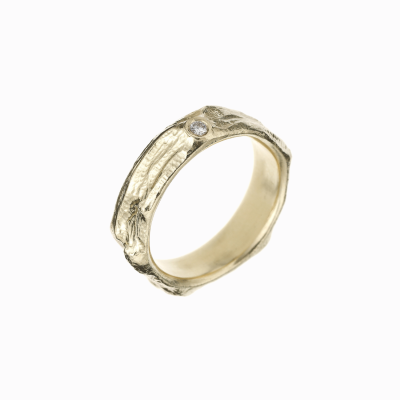 Pánský snubní prsten větvička velká žluté zlato 02