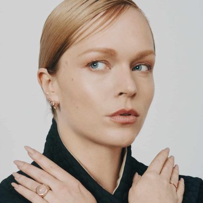 Ester Geislerová kampaň Janja Prokić Ester Geislerová prsten pečetní s růženínem limitka Amor Fati kolekce