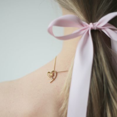 Náhrdelník had srdce