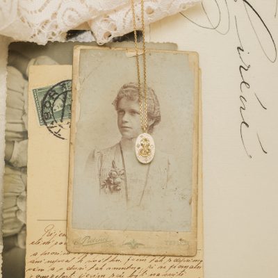 Eirene_zlato_vzpominkova_krabice10