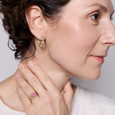 Martha_Issová_prsteny_iris_žluté_zlato_01